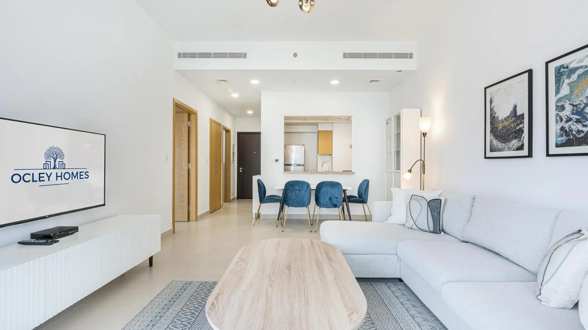 Apartment Stunning Downtown Home With Full Burj View Dubai